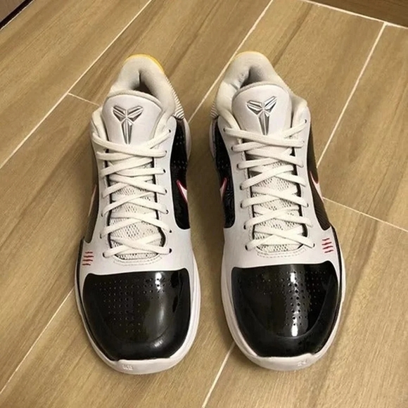 Nike Zoom Kobe 5 Protro